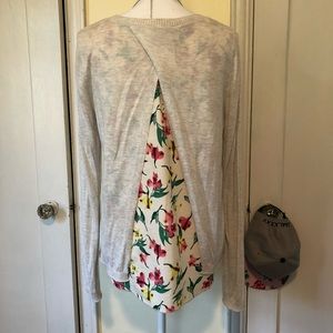 Floral Peek-a-Boo Back Sweater Size M